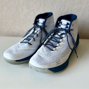 Never worn | Under Armour Steph Curry SC men’s basketball shoes size 10